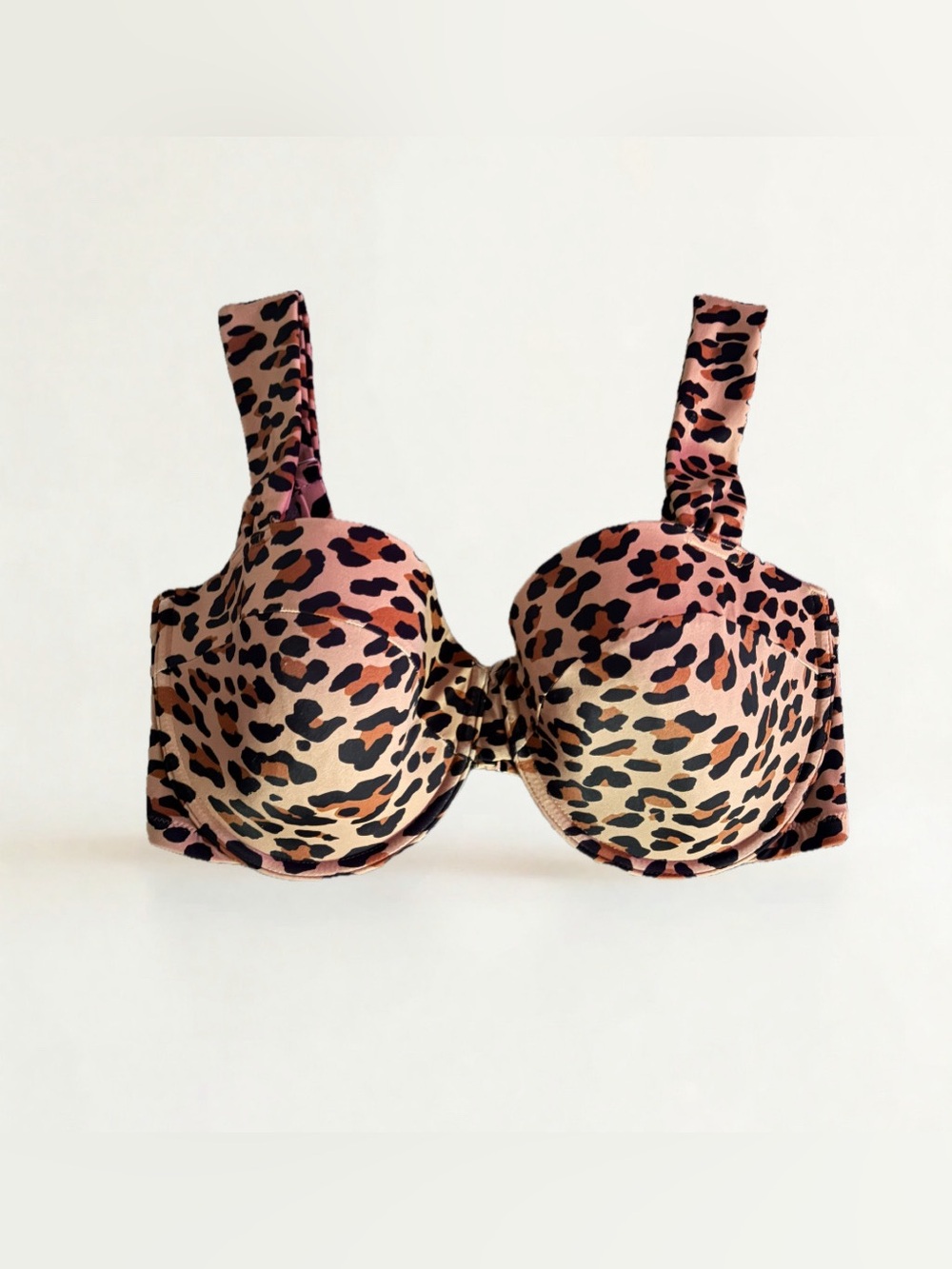 Shade & Shore Leopard Print Underwire Bra in black and Tan